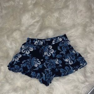 floral shorts